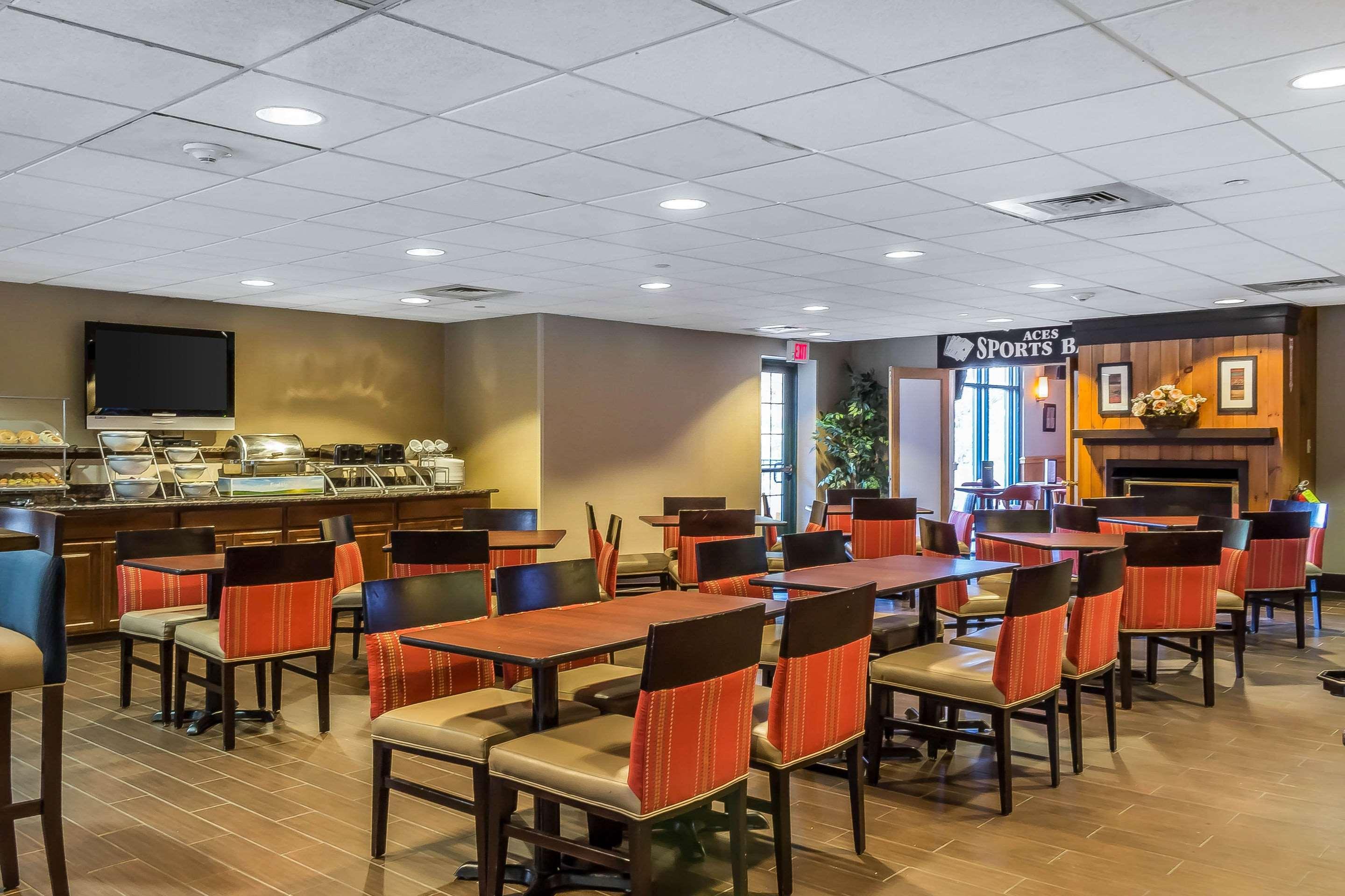 Comfort Suites Near Casinos Norwich Extérieur photo