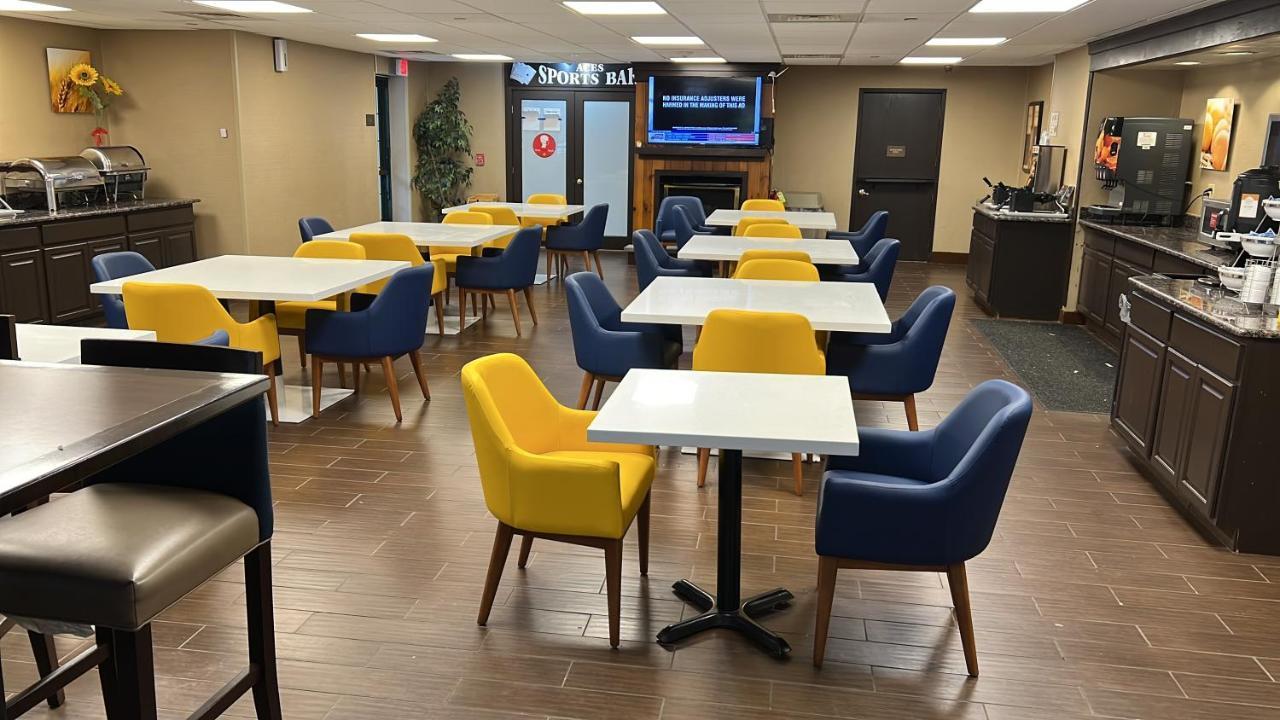 Comfort Suites Near Casinos Norwich Extérieur photo